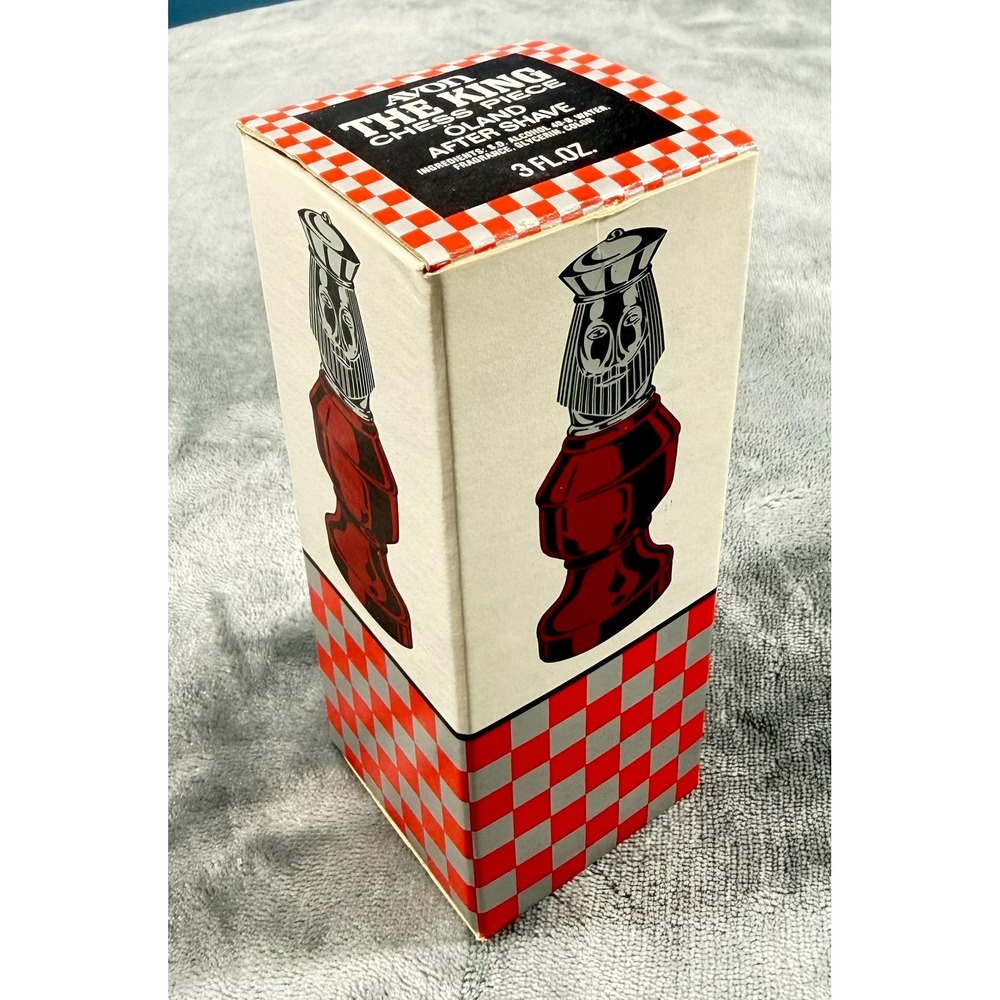 Avon The King Chess Piece Oland After Shave 3 FL OZ Vintage Decanter Bottle